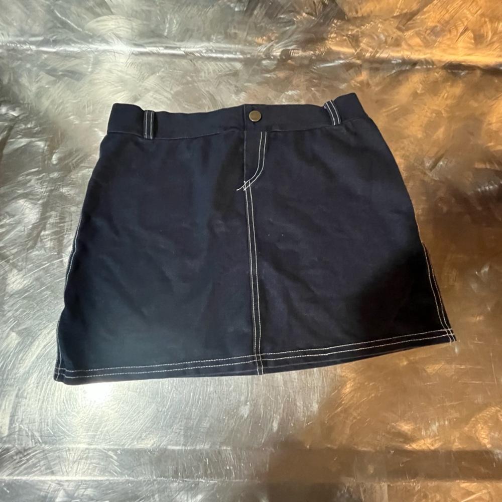 Solow stretch denim skirt, med junior/teen size like new denim look stretch